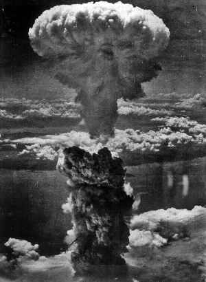 img/daneshnameh_up/e/e0/Nagasakibomb.jpg
